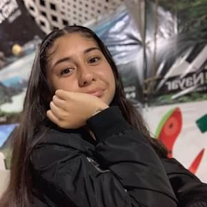 Meet your Posher, Kenia